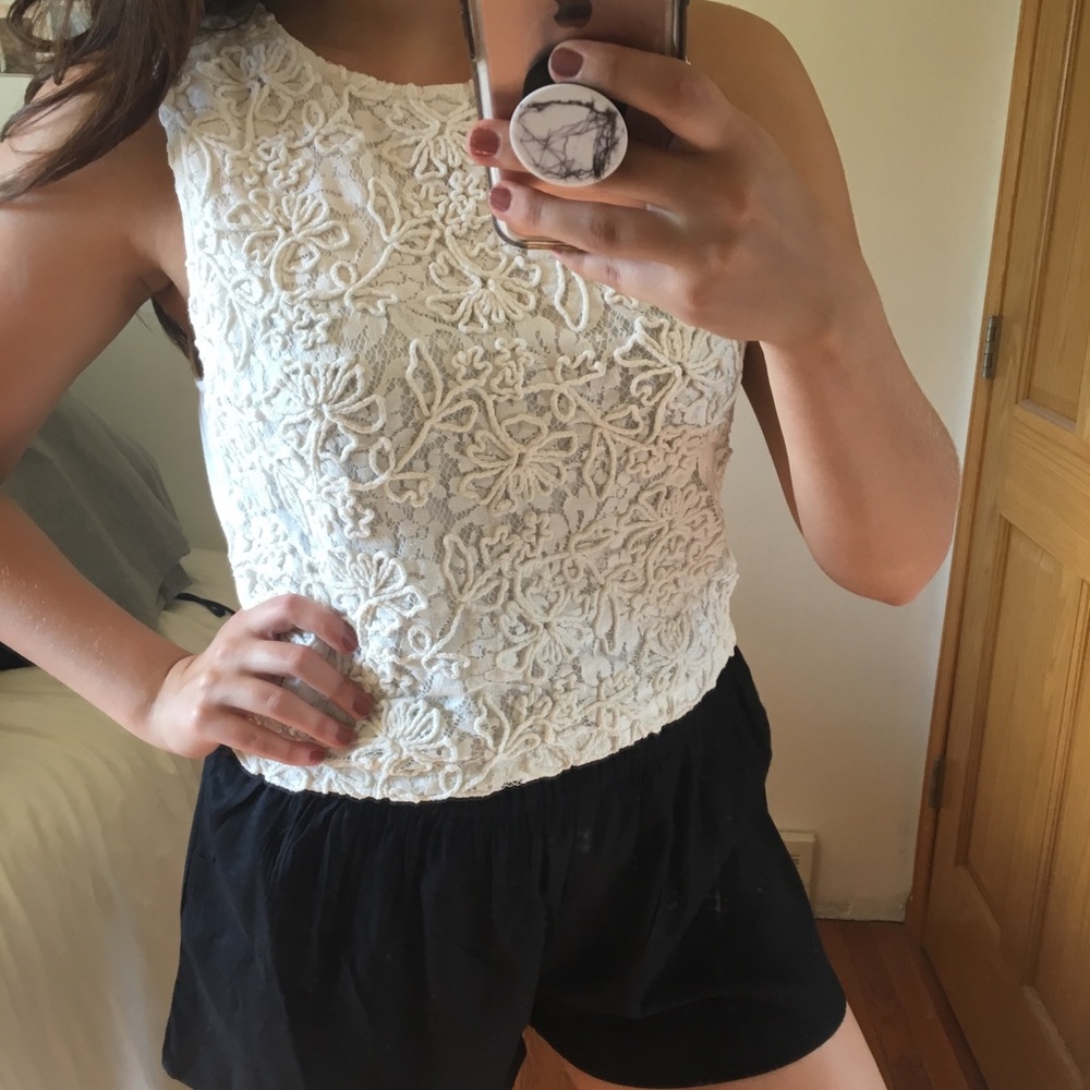 LC Lauren Conrad Flower Textured White Tank Top